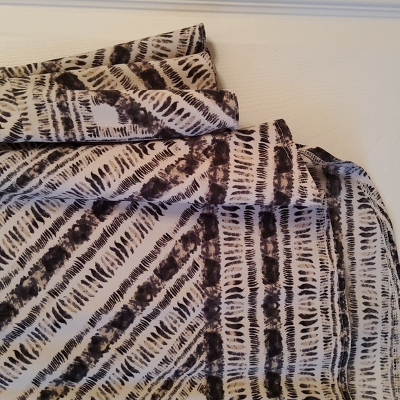 Dana Buchman Medium Blouse - Picture 4 of 9